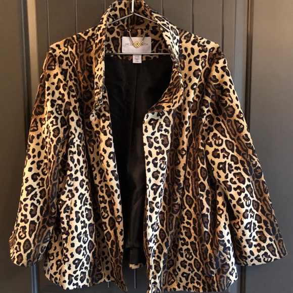Jaclyn Smith Jackets & Blazers - Leopard print Shrug / Cardigan / Jacket